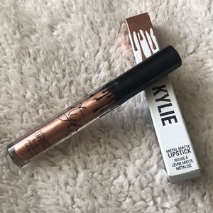 Kylie Cosmetics Metal Liquid Lipstick (King K)